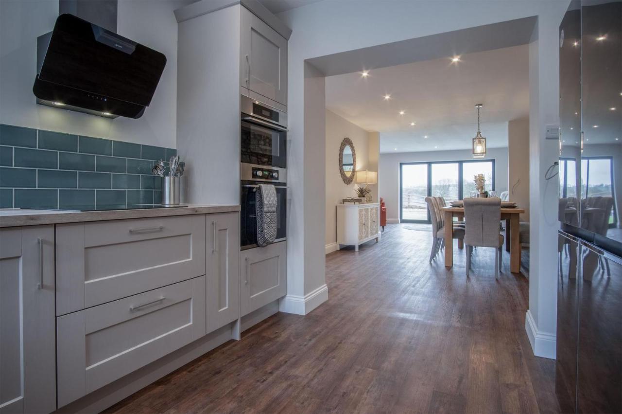 Kiln Park Farmhouse - 4 Bedroom Cottage - ナーバース エクステリア 写真